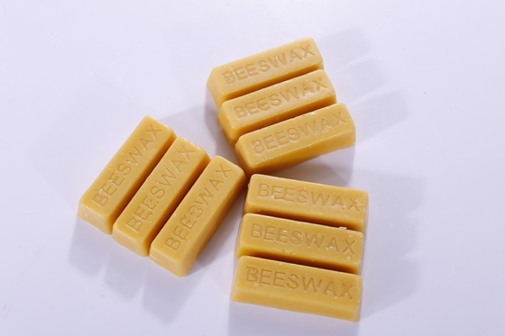 購入 100%の純粋で自然で黄色い蜜蝋棒28g食糧レベル オンライン製造