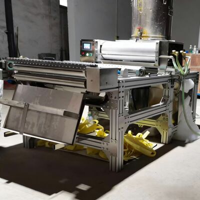 購入 ミツバチ飼育における尺寸調整可能なコンベの基礎シートのための全自動3パーツのミツバチワックスマシン オンライン製造