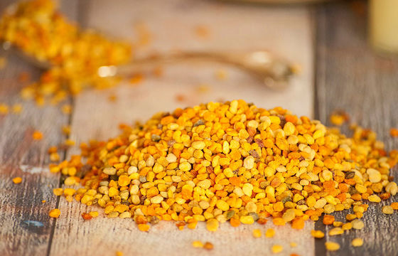 購入 100%の有機性未加工蜂の花粉の純粋で新しい茶花粉の蜂のビタミンの直接大きいGranualの有機性蜂の食糧工場 オンライン製造
