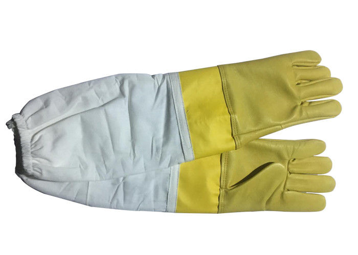 #13黄色いヤギの皮およびSmoothyの革手首の保護装置および白い布の袖   蜂の手袋
